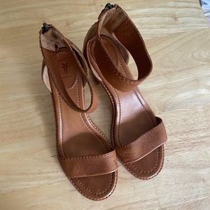 Frye Brielle Back Zip - 8.5